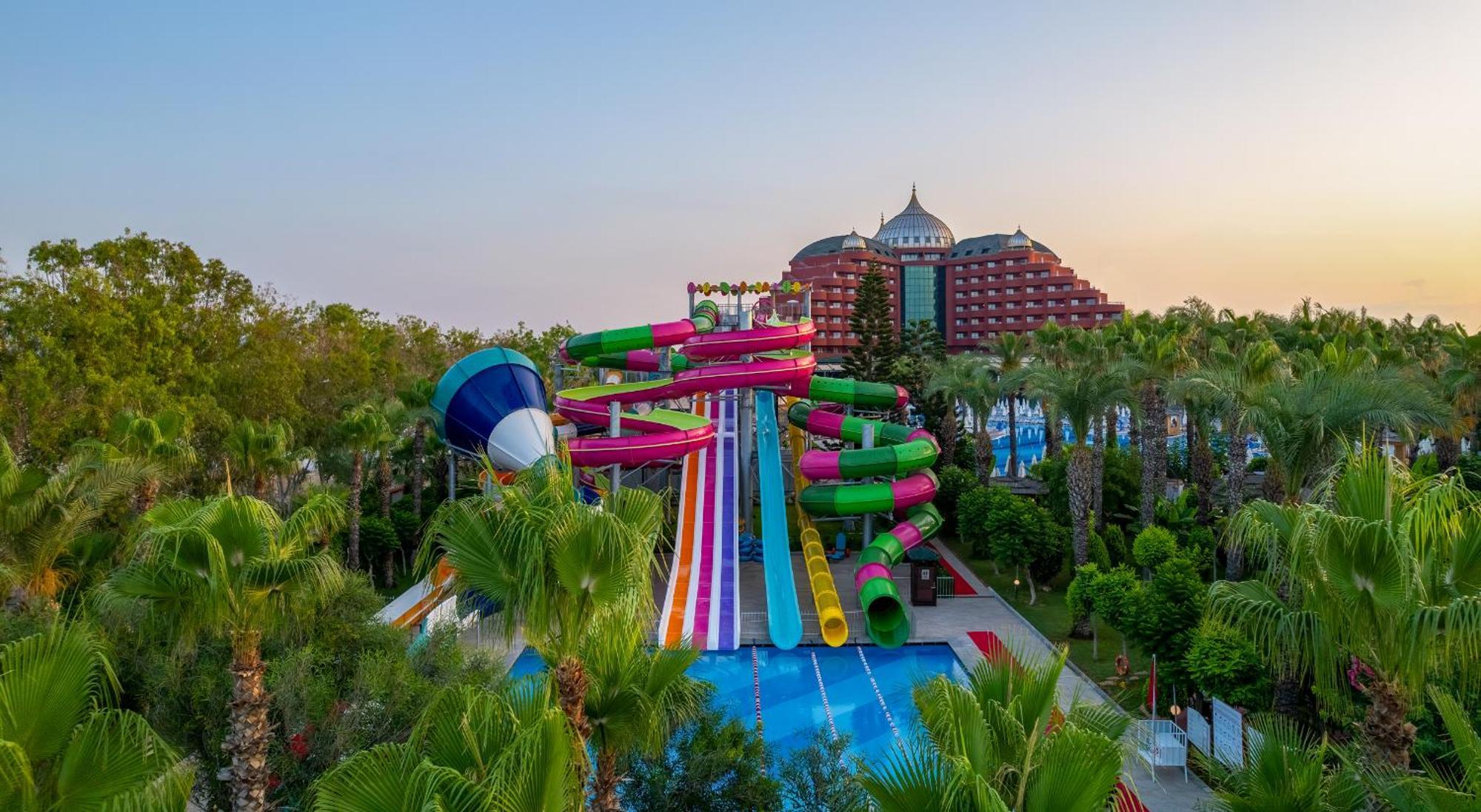 Delphin Palace אתר נופש