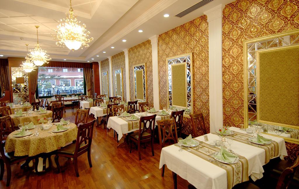 Delphin Palace 5* אנטליה