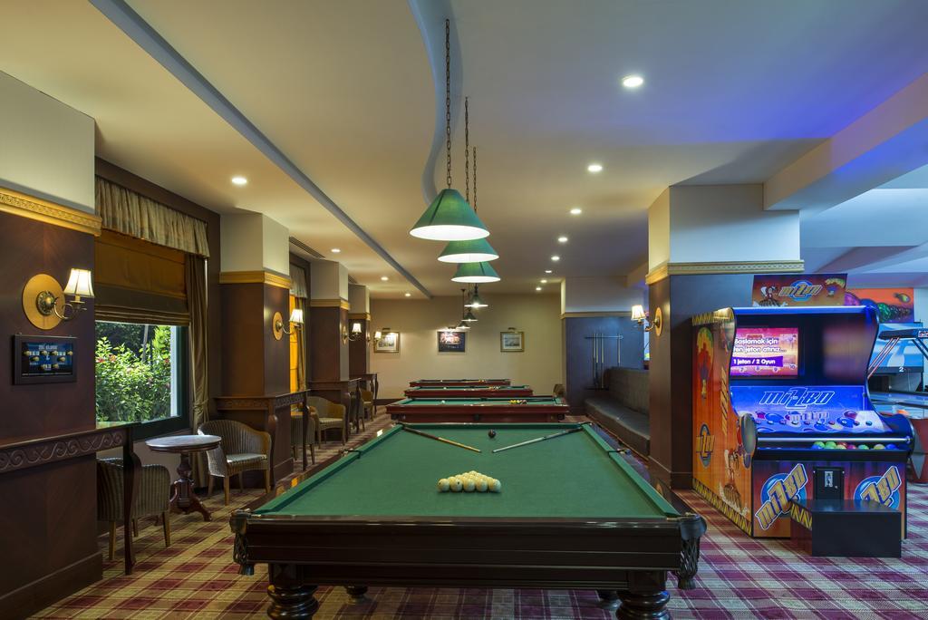 אתר נופש Delphin Palace