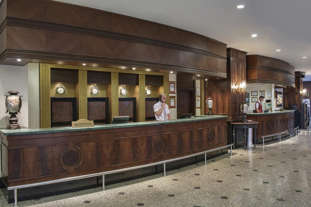 אתר נופש Delphin Palace